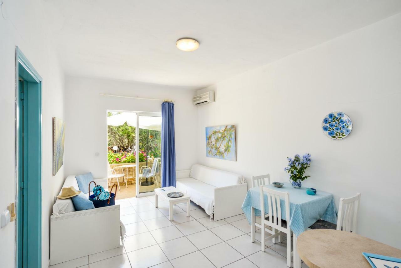 Marika Studios&Apartments Georgioupoli Bagian luar foto